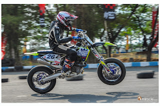 YCF 190 Supermoto