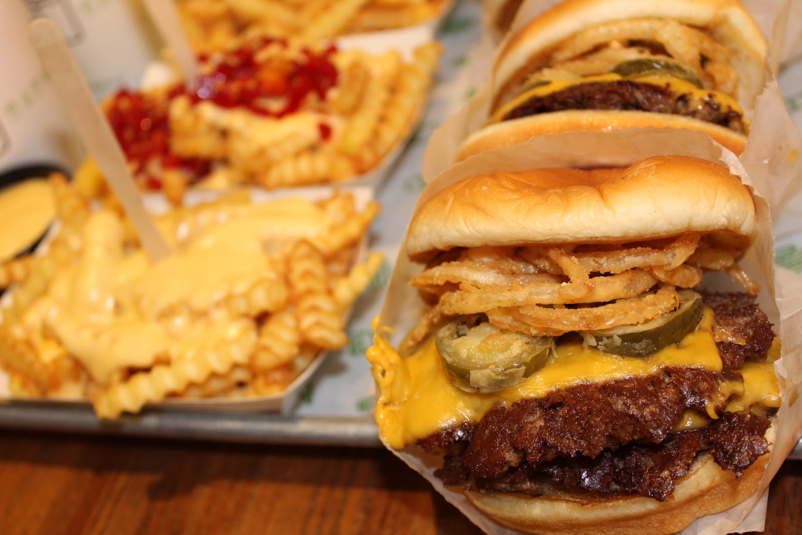 Shake Shack 'in yeni lezzeti "Pickled Jalapeno Burger" Yeiçkeşfet Yemek, Otel, Seyahat