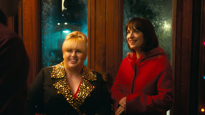 How to Be Single starring Dakota Johnson and Rebel Wilson