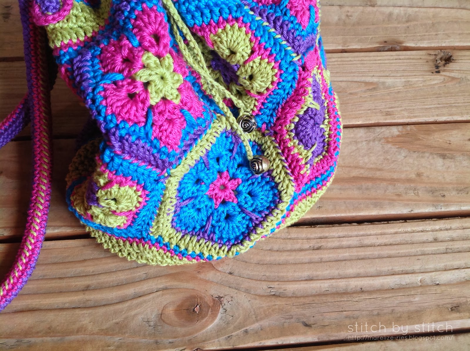 Stitch by Stitch African Flower Crochet Bag Lining Tutorial
