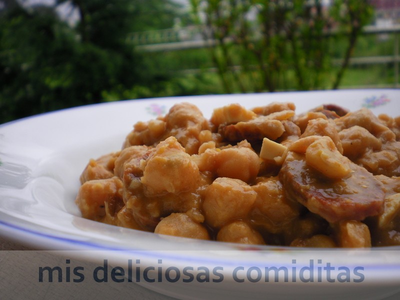 Mis Deliciosas Comiditas GARBANZOS A LA RIOJANA