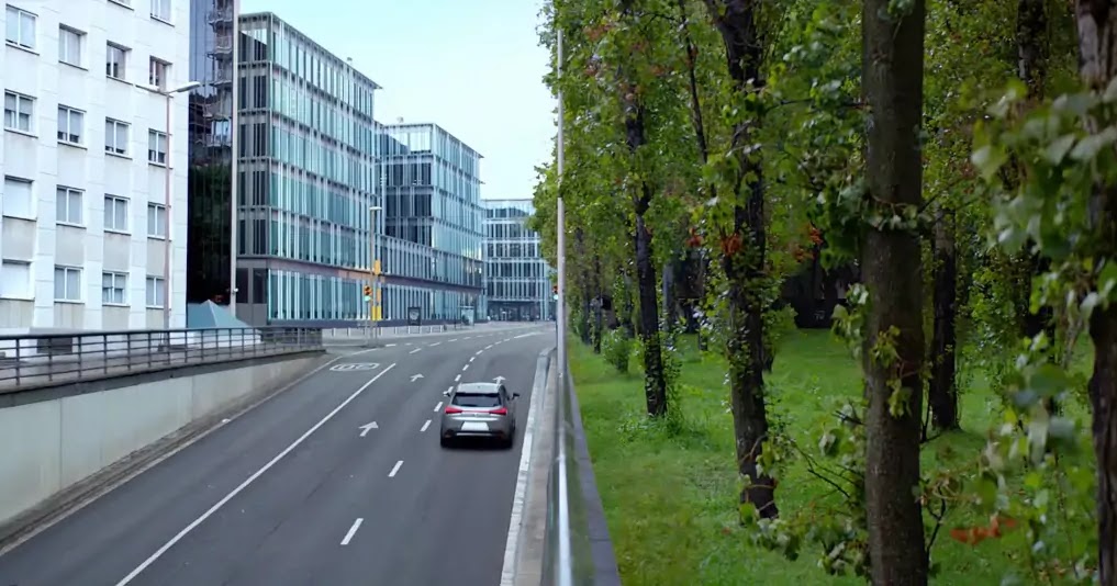 Canción del anuncio Lexus UX 2020