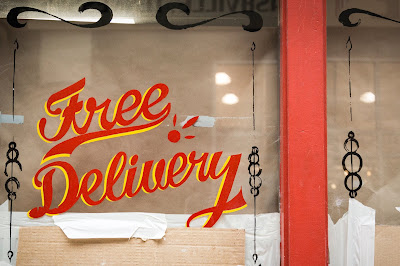 Free Delivery sign