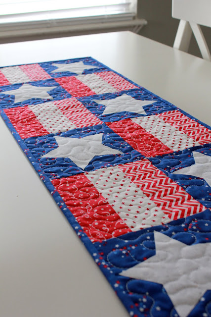 Stars and Stripes free PDF pattern for a quick and easy table runner