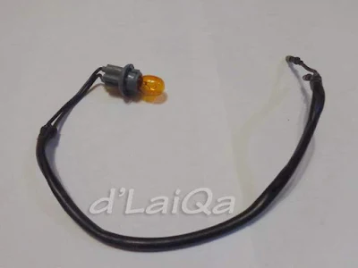 kabel, fitting dan bohlam lampu sein