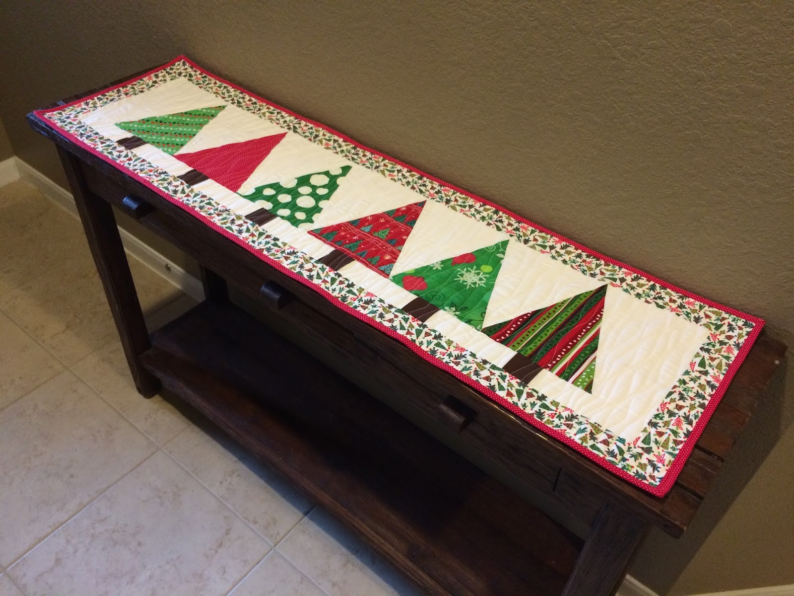 Sew Brainy: Christmas Tree Table Runner