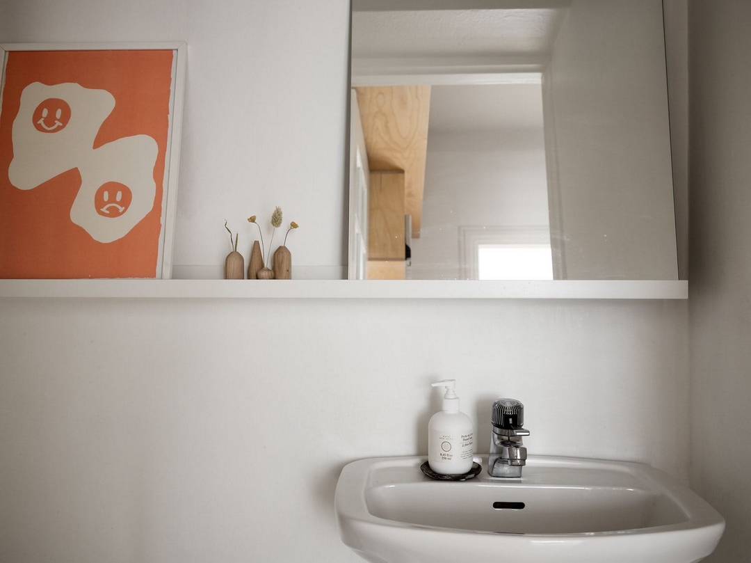 Friday Favorites: Not-Quite-Classic and Modern Rustic Ideas