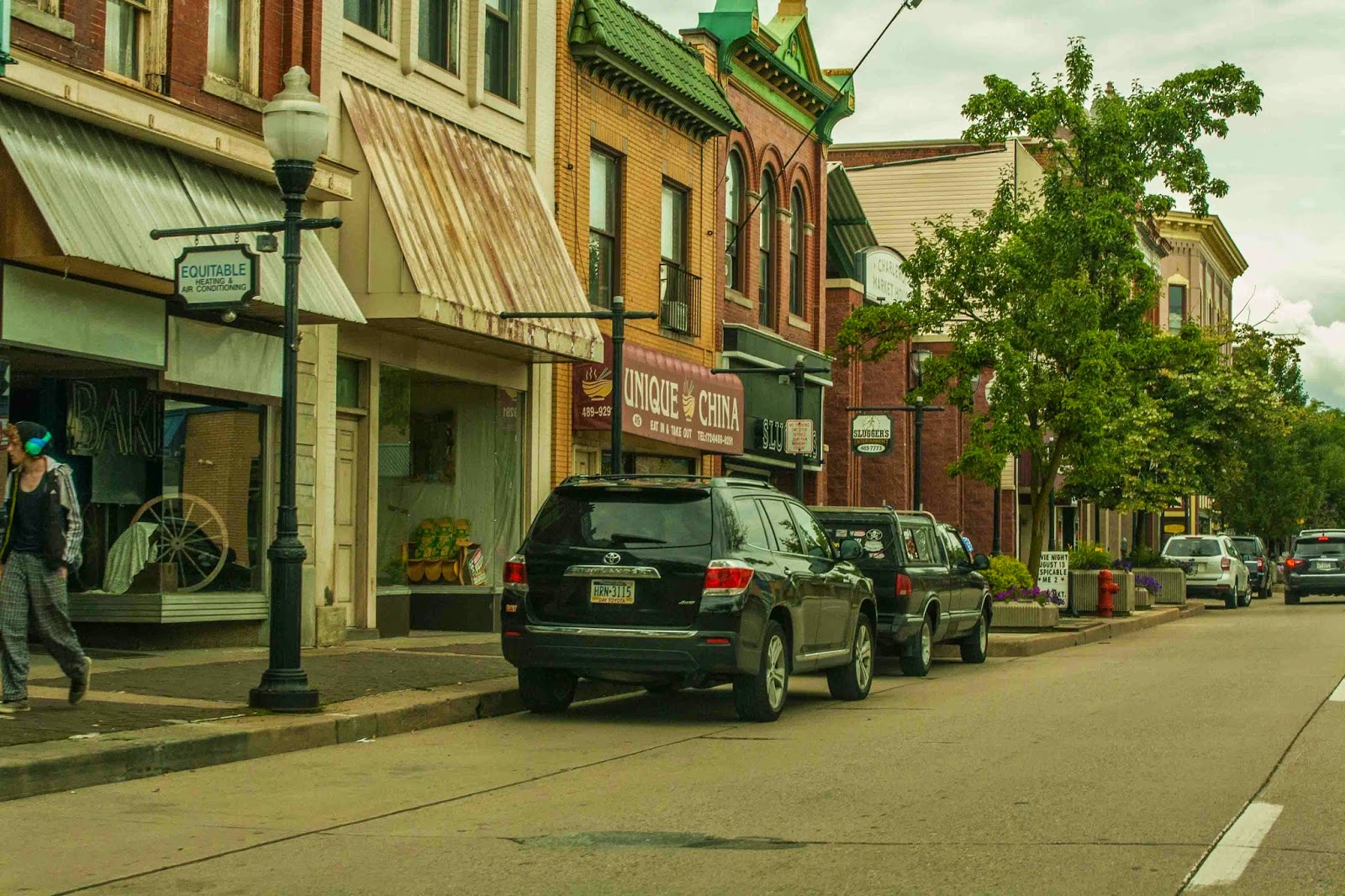 Ladee's Travels Charleroi, PA Drive through Town