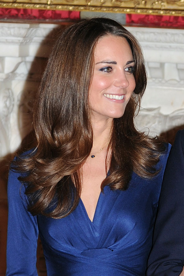 How to Get The 'Perfect' (Kate Middleton) Blow Dry | Fleur De Force