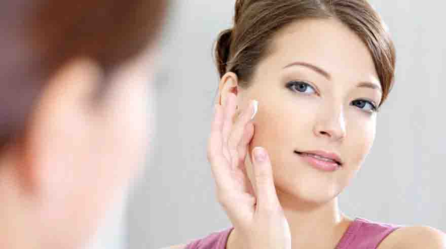 Shahnaz Husain Beauty Tips for Glowing Skin in Hindi