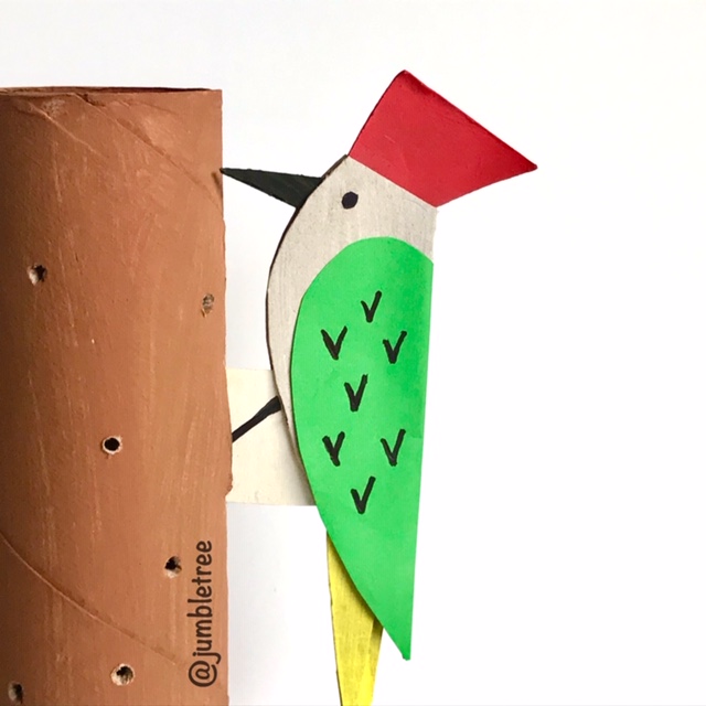 Jumble Tree: Toilet paper roll Woodpecker that pecks!