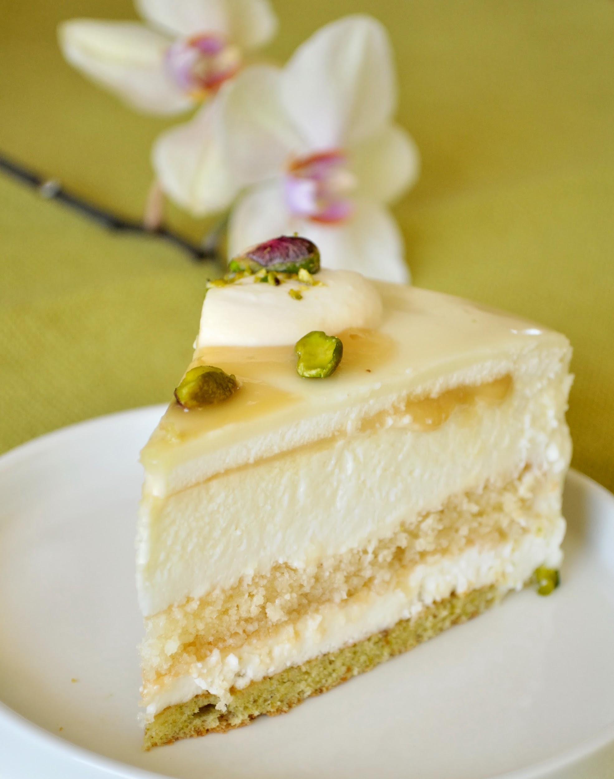 coconut and white chocolate torte