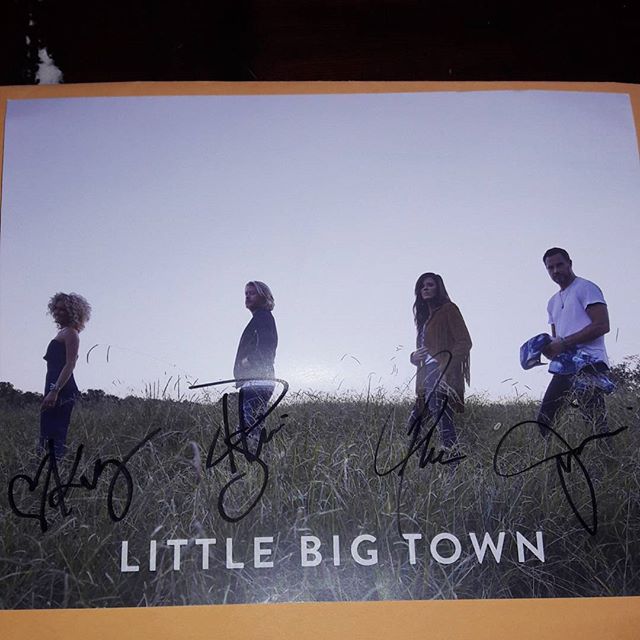 Pretty Little Missives Autographs How to Request Autographs Through