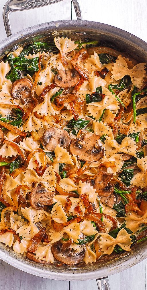 Bow Tie Pasta with Spinach, Mushrooms, and Caramelized Onions