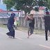Viral Emak-emak di Sidrap Lerai 2 Pria Duel Samurai di Jalan