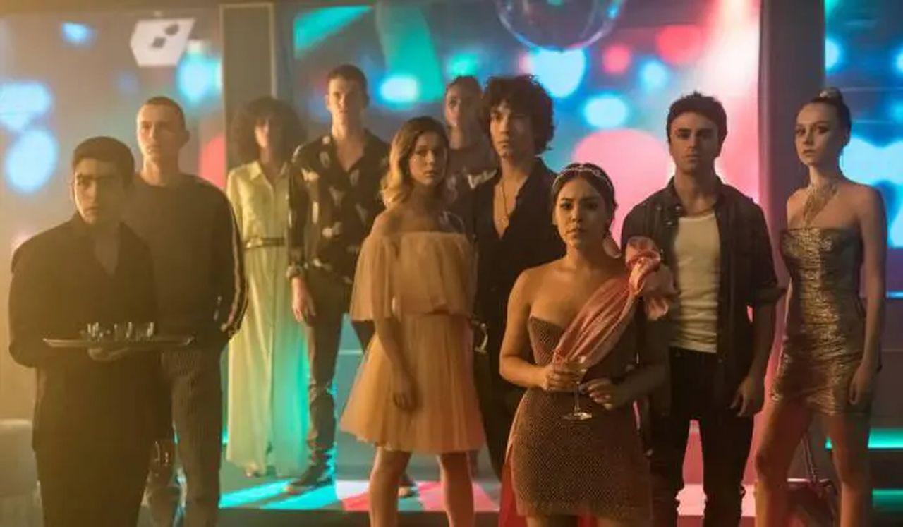 ELITE Season 3 Trailers, Featurette, Images and Poster The