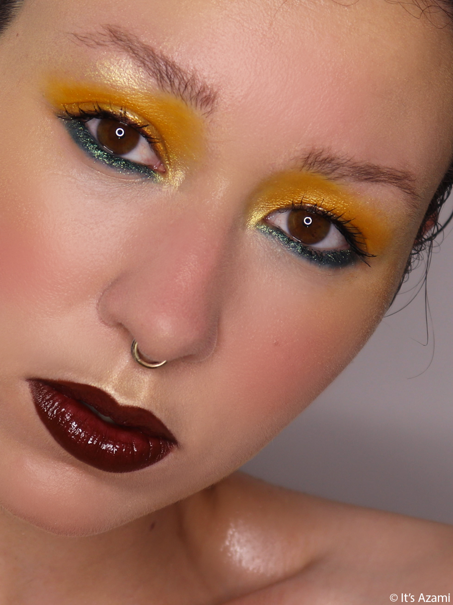 Burning Dreams Makeup Look It's Azami - M.A.C. Cosmetics Pro Longwear Nourishing Foundation NC20 - Jeffree Star Jawbreaker Palette - Makeup Revolution Foil Frenzy Palette - Hema Glitter Glass 02 Dewy - Sleek Rose Gold Blush - Neve Cosmetics Rugiada Per Makeup - M.A.C. Pearlglide Undercurrent Eyeliner - Morphe C1.65 Concealer - Antique Velvet Matte Lipstick - Glitter Glass Hema - Chestnut Lip Pencil - London Paris Makeup Artist Beauty Blogger Youtuber Burning Dreams Makeup Look It's Azami - M.A.C. Cosmetics Pro Longwear Nourishing Foundation NC20 - Jeffree Star Jawbreaker Palette - Makeup Revolution Foil Frenzy Palette - Hema Glitter Glass 02 Dewy - Sleek Rose Gold Blush - Neve Cosmetics Rugiada Per Makeup - M.A.C. Pearlglide Undercurrent Eyeliner - Morphe C1.65 Concealer - Antique Velvet Matte Lipstick - Glitter Glass Hema - Chestnut Lip Pencil - London Paris Makeup Artist Beauty Blogger Youtuber