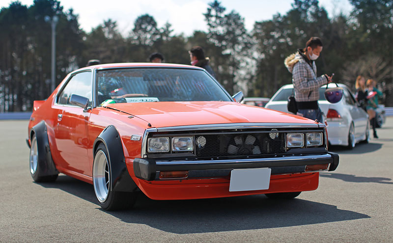 Nissan Skyline c210 седан