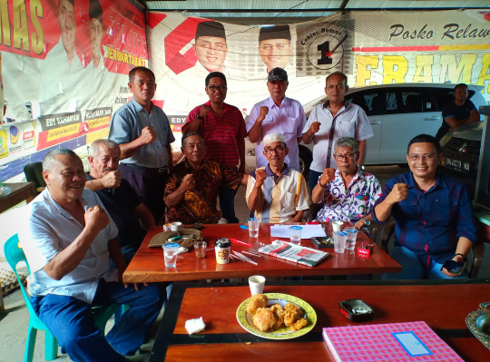 Dewan Pakar MPC Pemuda Pancasila Simalungun menggelar silaturahim ke kediaman El Kananda Shah Dewan Pakar MPC Pemuda Pancasila Simalungun menggelar silaturahim ke kediaman El Kananda Shah