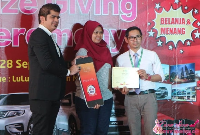 Majlis Pemberian Hadiah Lulu Dream Drive Shop & Win 