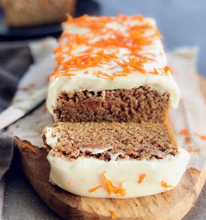 KETO CARROT CAKE WITH FROSTING
