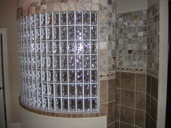 Glass blocks for shower – 44 great pictures!
