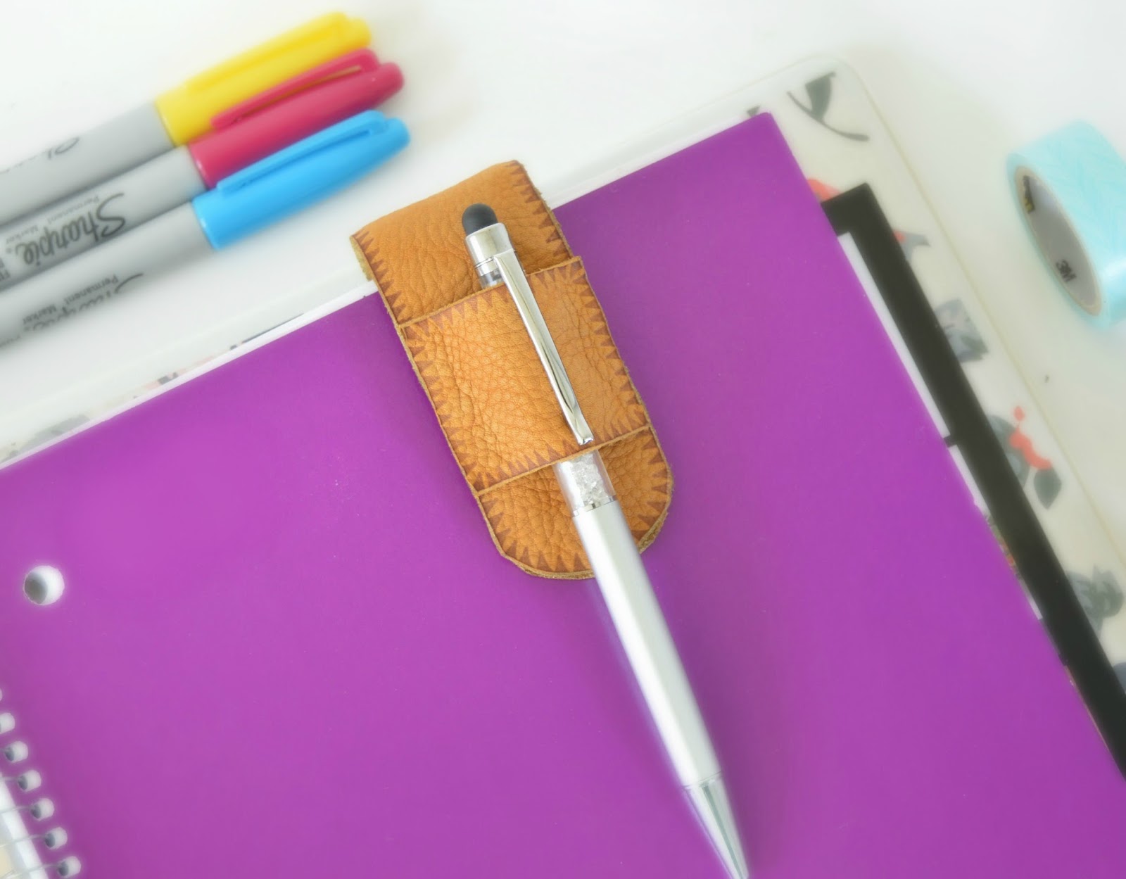 How To: A Better Penholder For Your Notebook 