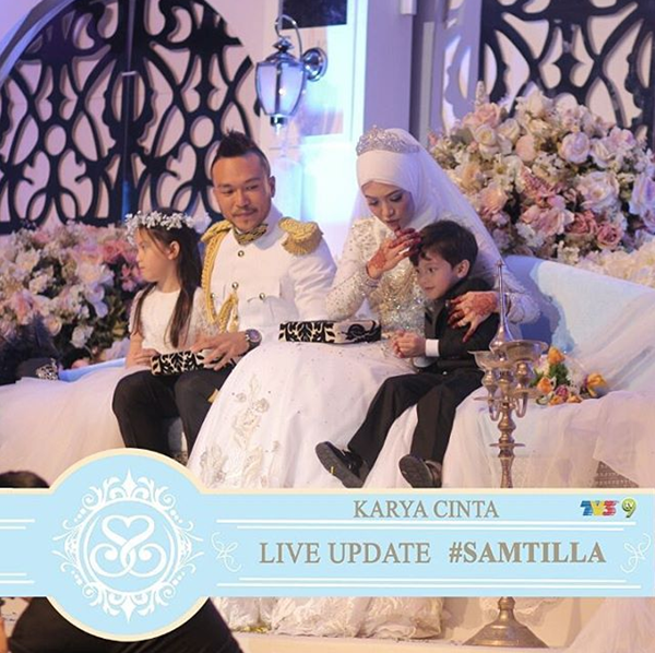 MENARIK! Eksklusif Gambar Majlis Resepsi Shaheizy Sam, Syatilla Melvin Yang Menakjubkan MENARIK! Eksklusif Gambar Majlis Resepsi Shaheizy Sam, Syatilla Melvin Yang Menakjubkan