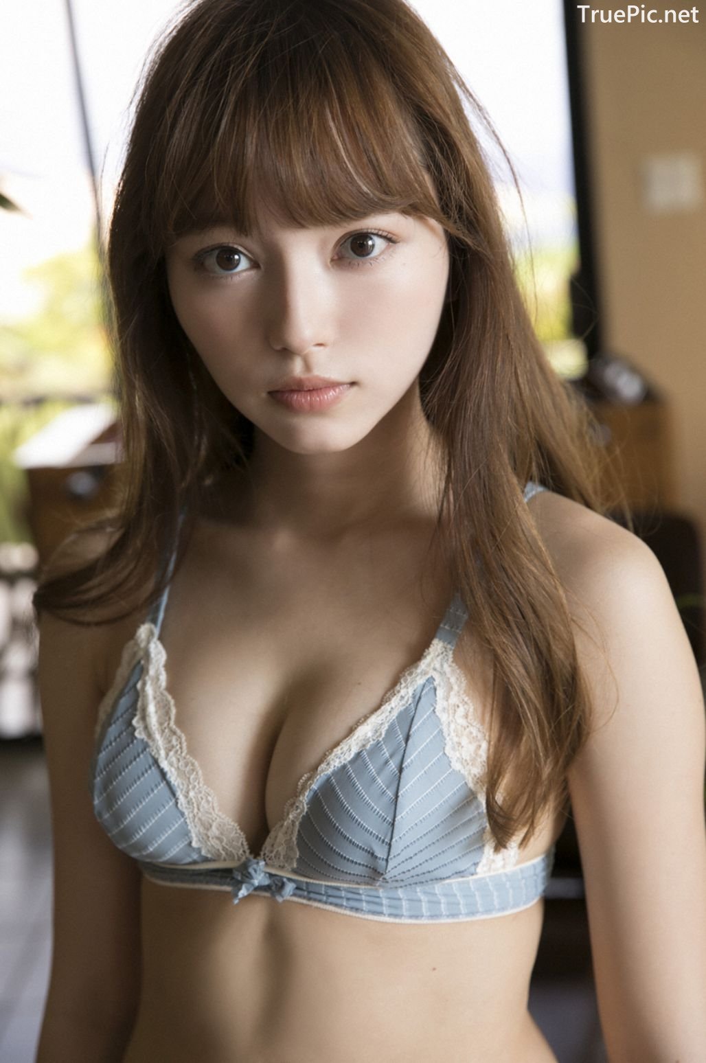 Image-Japanese-Idol-Sayaka-Komuro-Bikini-Show-TruePic.net- Picture-12