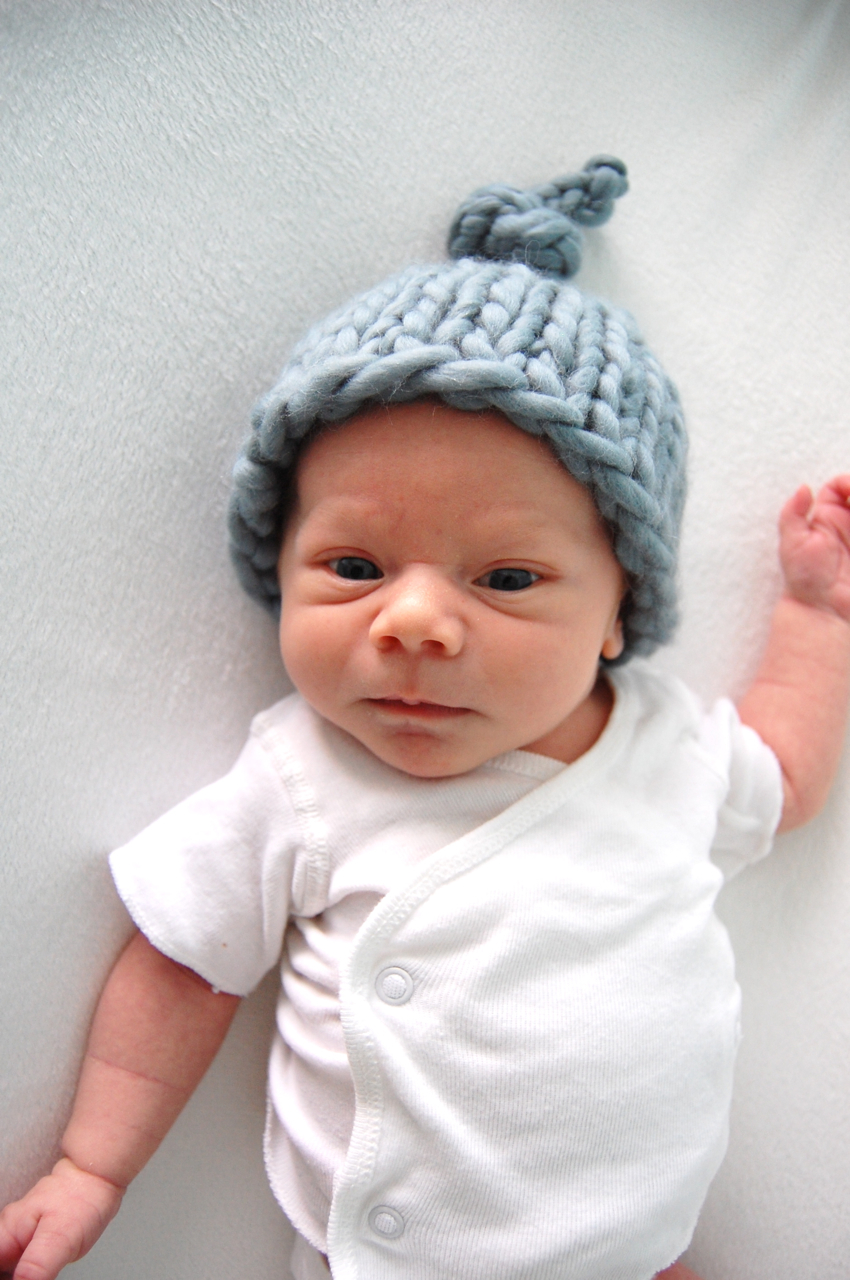 Crochet Baby Hat Pattern Super Bulky Yarn Ovie Media crochet-baby-hat-pattern-super-bulky-yarn-ovie-media