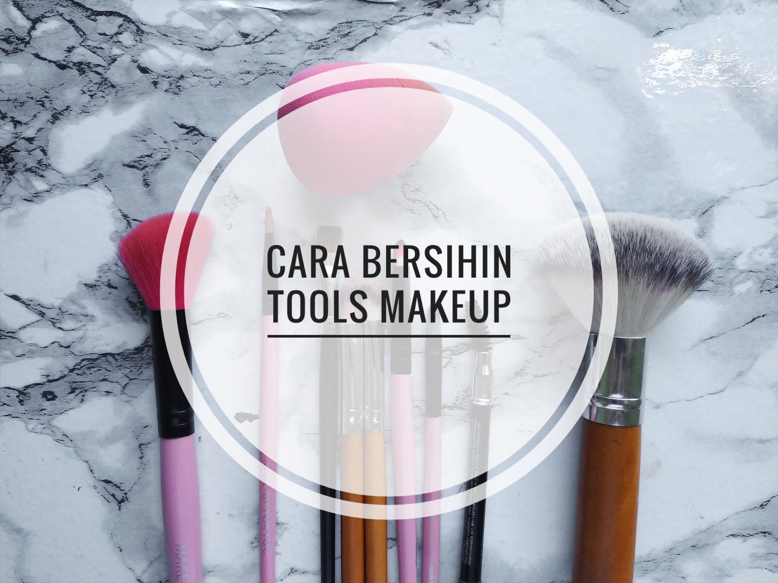 membersihkan alat masak stainless