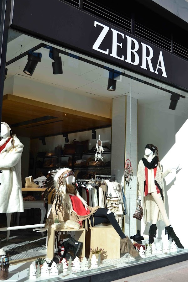 "Zebra tienda de ropa"