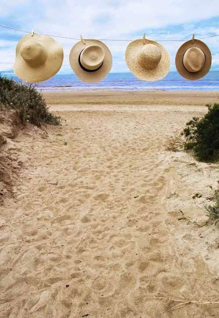 Αξεσουάρ για καλοκαιρινές διακοπές