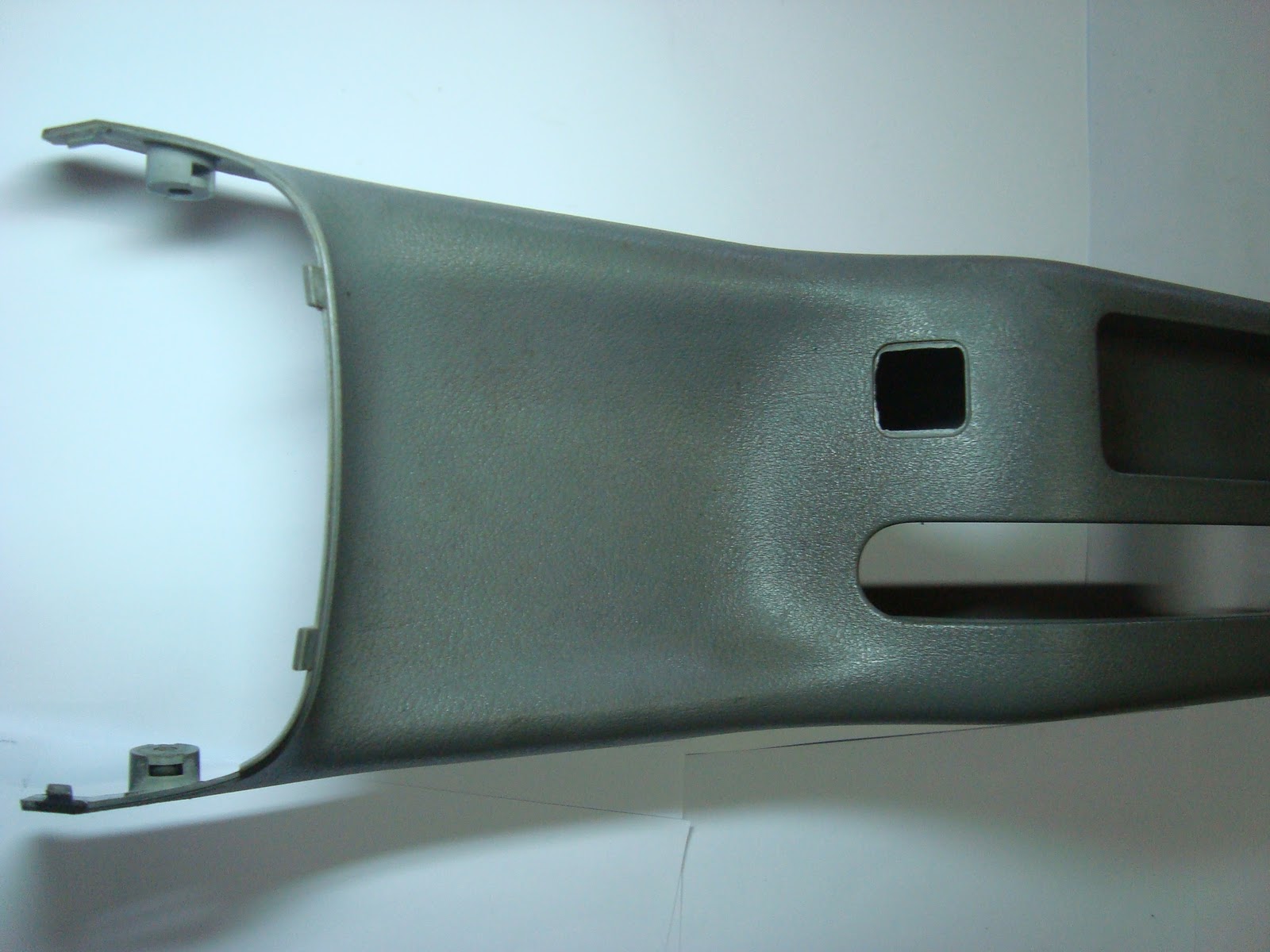 Ferro Velho LCS: Console Cinza Golf