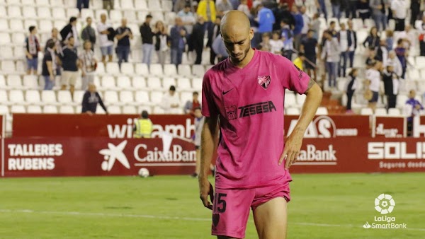 Mikel Villanueva - Málaga - : "¿Penalti a Juanpi? Creemos que sí"