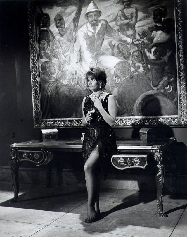 Sophia Loren Stunning vintage photos of the Italian classic beauty icon 1950s 1960s - 24