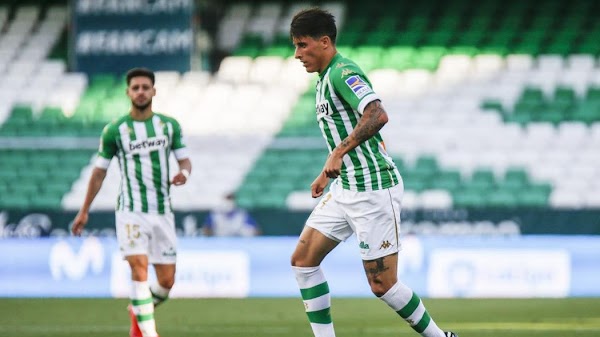 El Betis suma un empate ante el Valencia que pudieron ser tres (2-2)