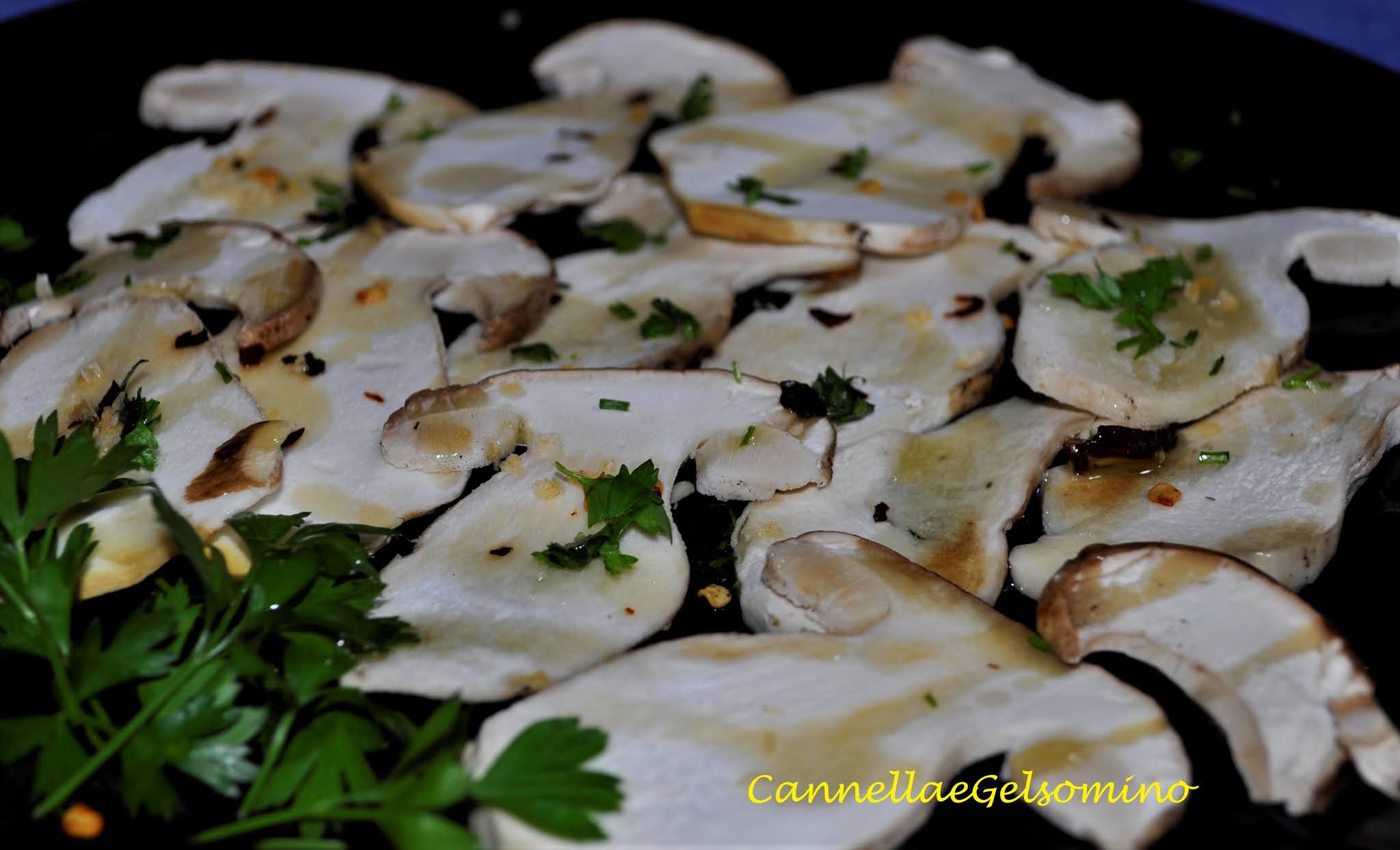 Carpaccio di porcini Cannella e Gelsomino