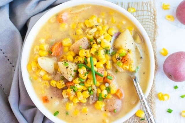 VEGAN CORN CHOWDER WITH POTATOES #vegan #soup