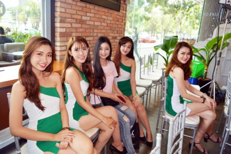 Mẫu thiết kế đồng phục PG đẹp tạo ấn tượng tốt với khách hàng