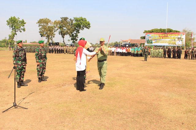 Kolaborasi TNI Dengan Pemkab Klaten Pada Karya Bakti Mandiri  Klaten Bersinar
