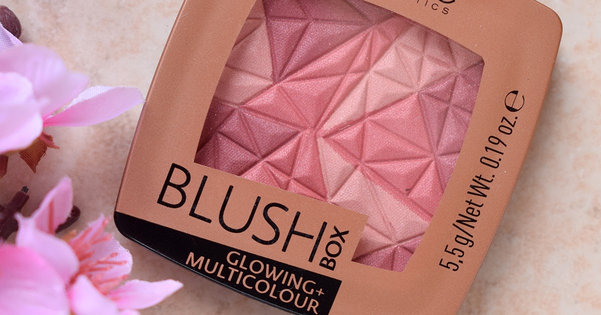 Review Catrice Blush Box Glowing + Multicolour 020 It's wine o'clock