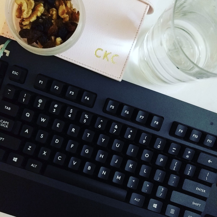 Back To Work 5 Snacks You Can Keep At Your Desk For A Healthier