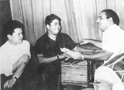 bollywood-mohammad-rafi-the-legend-biography-in-hindi-मोहम्मद रफ़ी bollywood-mohammad-rafi-the-legend-biography-in-hindi-मोहम्मद रफ़ी