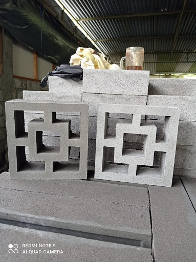 roster beton kualitas terbaik dengan berbagai desain dapat Anda dapatkan di Duren Sawit langsung saja hubungi kami untuk pemesanannya di Duren Sawit