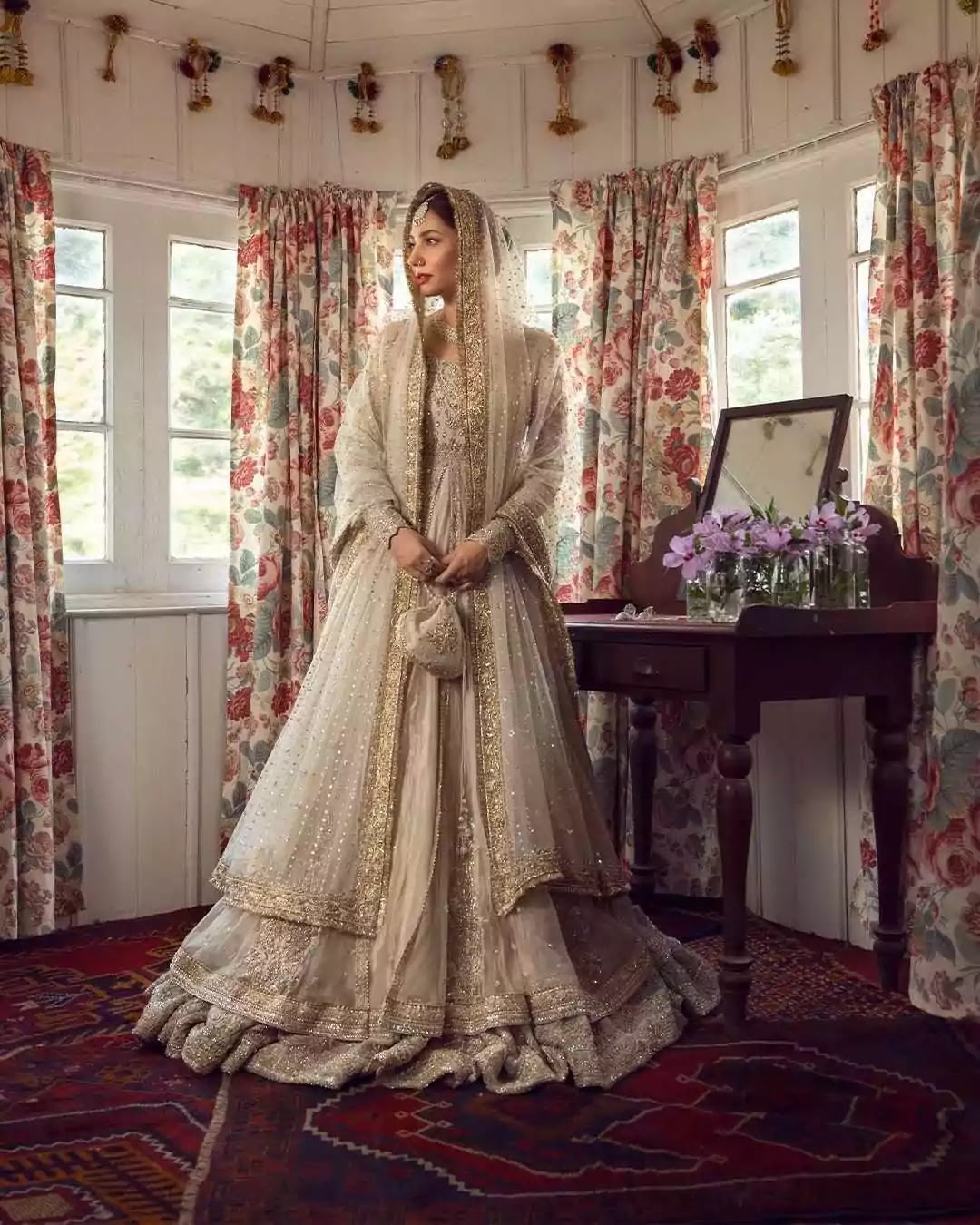 Latest Bridal Photoshoot of Mahira Khan