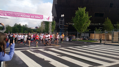 Elite runners at the start of the 2016 Susan G. Komen Race for the Cure 5K