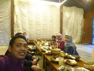Resto Bukit Cubung Resto Bukit Cubung