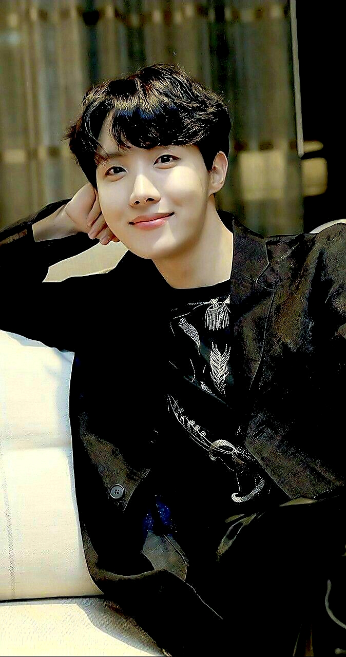 BTS JHOPE WALLPAPER - 240920 - 1847 - K-POP STOCK