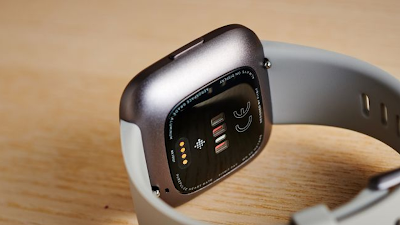 How to Turn On Fitbit Versa 2